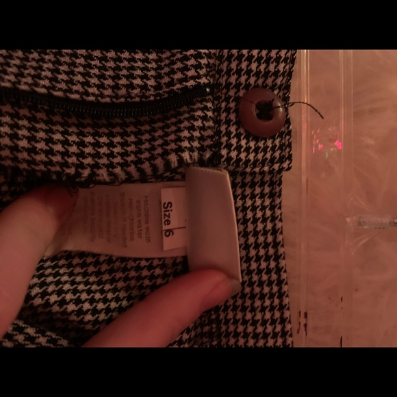 checkered pants - Picture 3 of 3